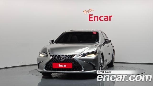 Lexus ES 2025 — photo 3