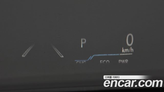 Lexus ES 2025 — photo 32