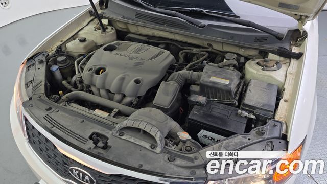 Kia LOTZE 2010 — photo 6