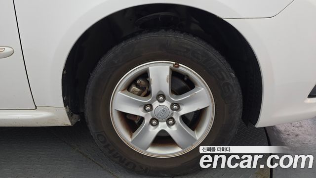 Kia LOTZE 2010 — photo 7