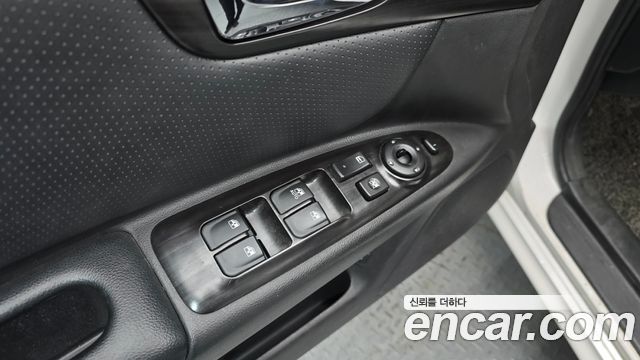 Kia LOTZE 2010 — photo 29