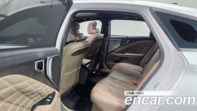 Kia K8 2023 — photo 17