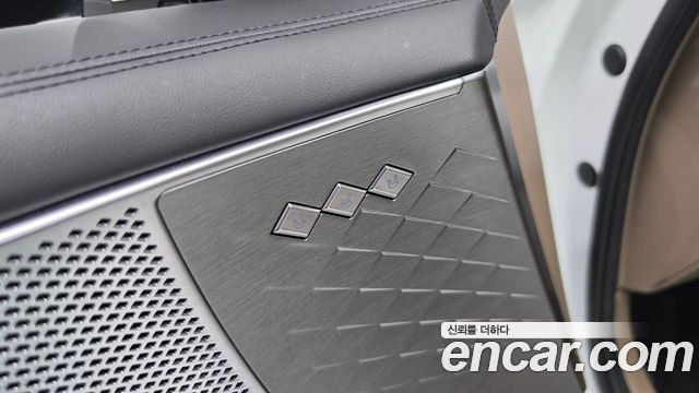 Kia K8 2023 — photo 28