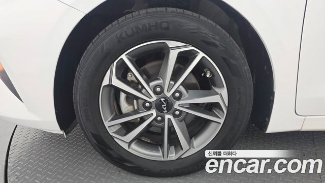 Kia K3 2022 — photo 5