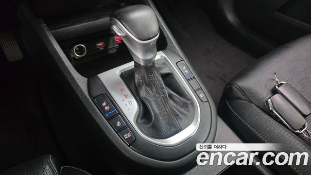 Kia K3 2022 — photo 9