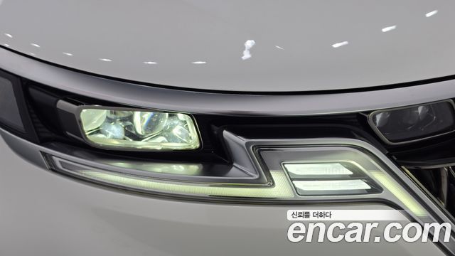 Kia Canival 2021 — photo 8