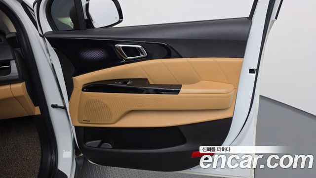 Kia Canival 2021 — photo 15