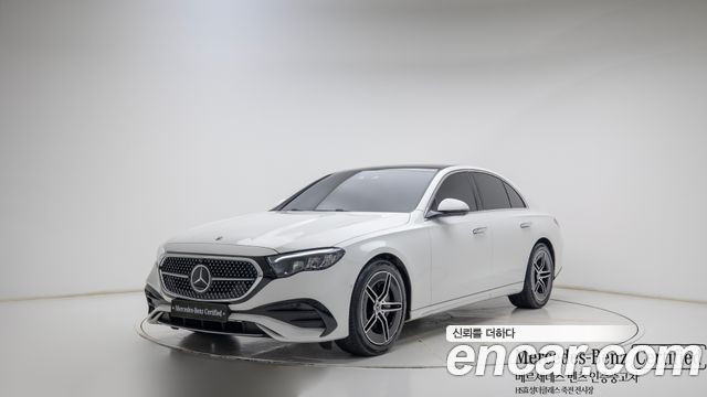 Mercedes-Benz E-Class 2026 — photo 1