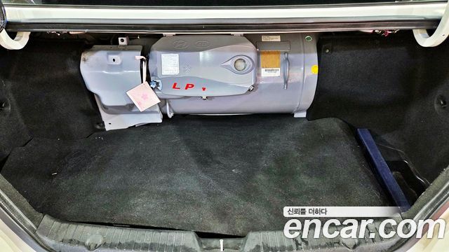 Hyundai Sonata 2010 — photo 17