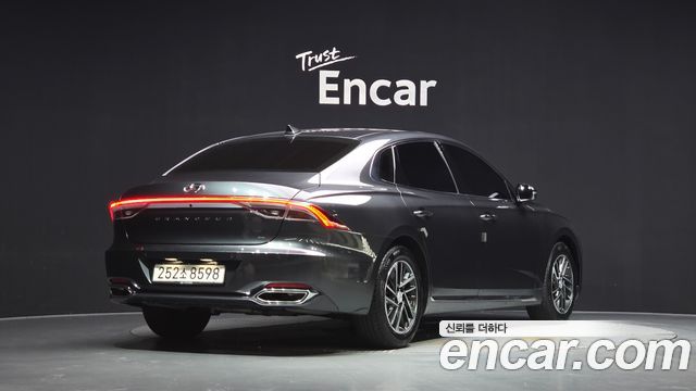 Hyundai Grandeur 2023 — photo 2