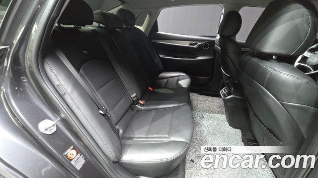 Hyundai Grandeur 2023 — photo 11