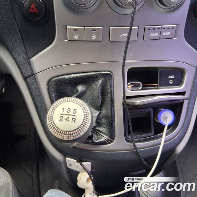 Hyundai Starex 2009 — photo 9