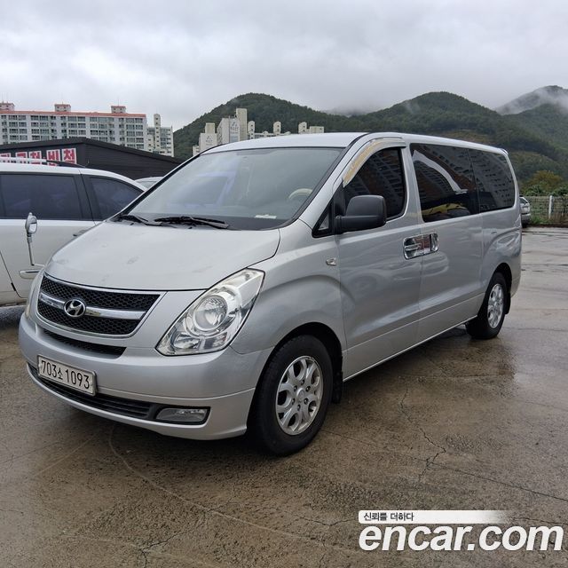 Hyundai Starex 2009 — photo 13