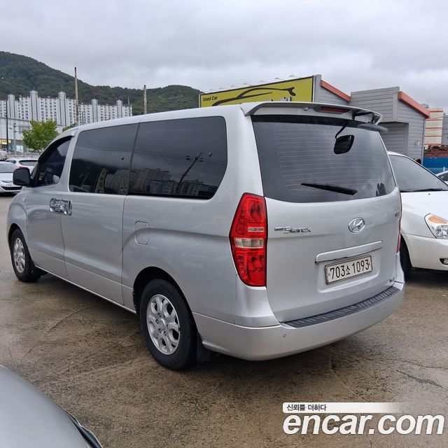 Hyundai Starex 2009 — photo 14
