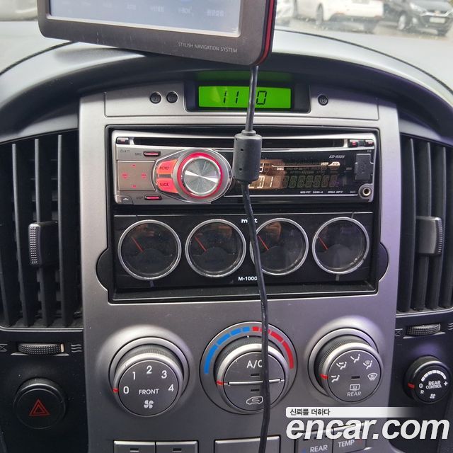 Hyundai Starex 2009 — photo 17