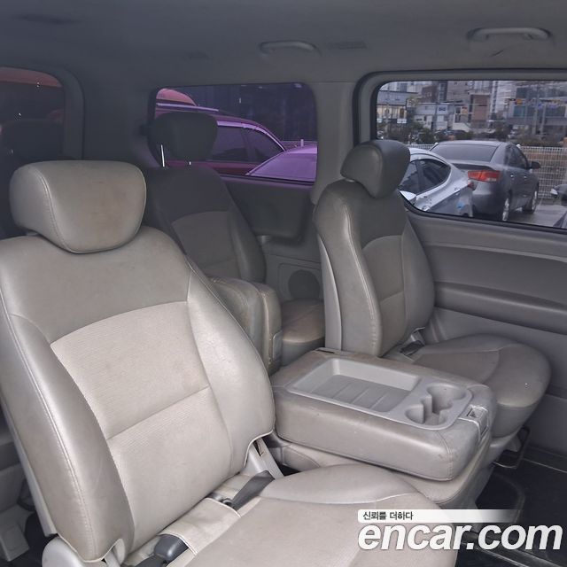 Hyundai Starex 2009 — photo 18