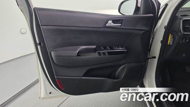 Kia Sportage 2017 — photo 14