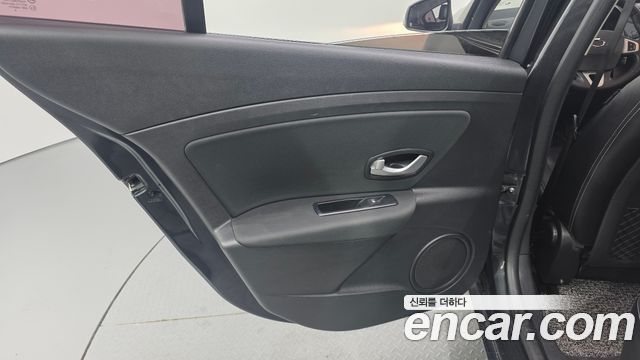 Renault Korea SM3 2013 — photo 15