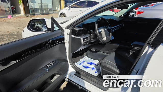 Hyundai Grandeur 2023 — photo 10