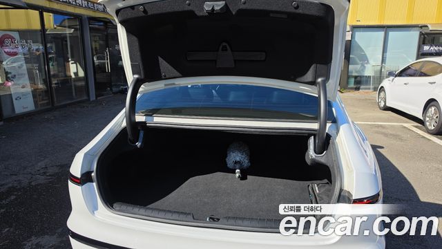 Hyundai Grandeur 2023 — photo 17