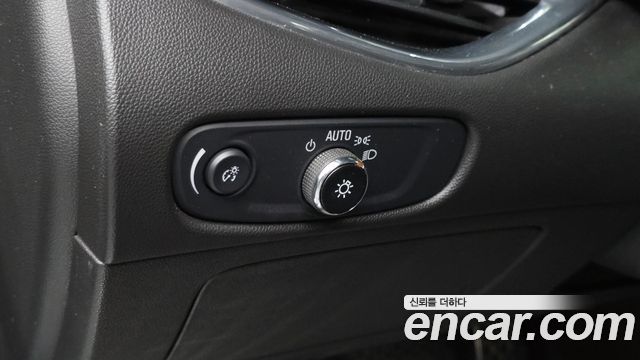 Chevrolet Korea Malibu 2017 — photo 16
