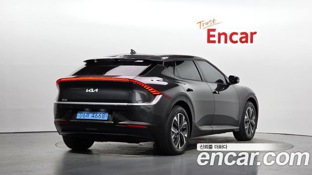 Kia EV6 2022 — photo 2