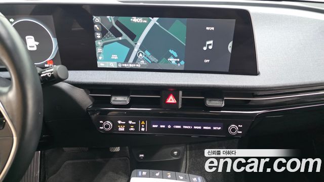 Kia EV6 2022 — photo 19