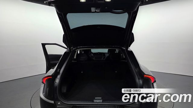 Kia EV6 2022 — photo 24