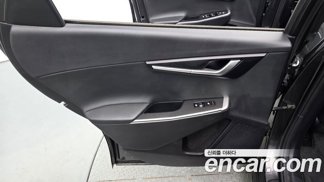 Kia EV6 2022 — photo 15