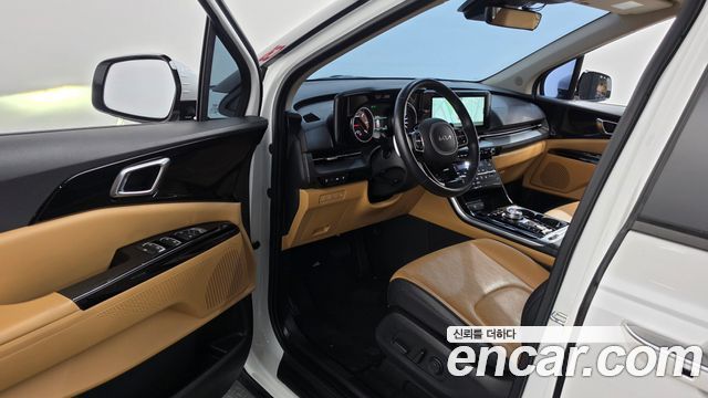 Kia Canival 2023 — photo 13