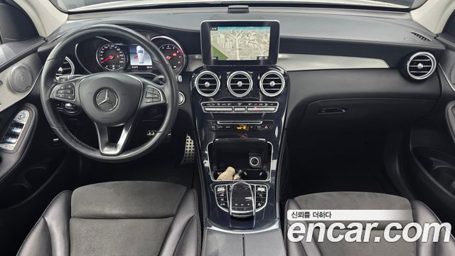 Mercedes-Benz GLC-Class 2019 — photo 10