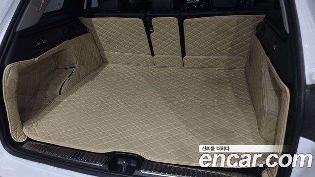 Mercedes-Benz GLC-Class 2019 — photo 38