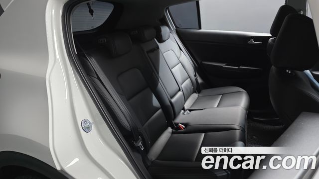 Kia Sportage 2019 — photo 17