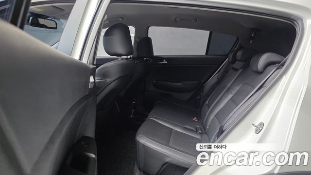Kia Sportage 2019 — photo 18