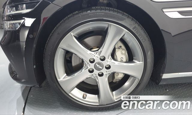 Genesis G80 2022 — photo 5