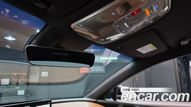 Genesis G80 2022 — photo 32
