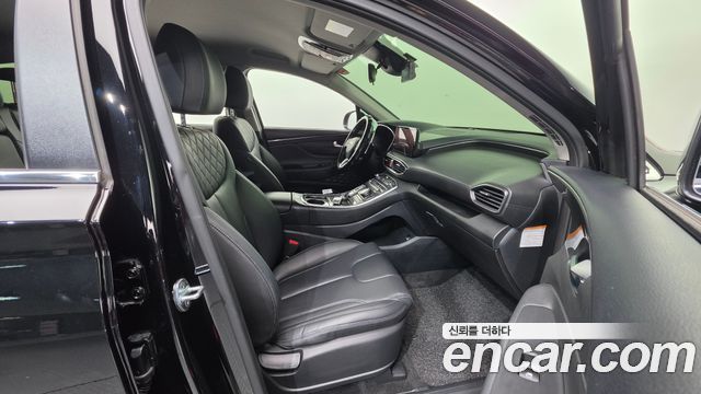 Hyundai Santafe 2023 — photo 13