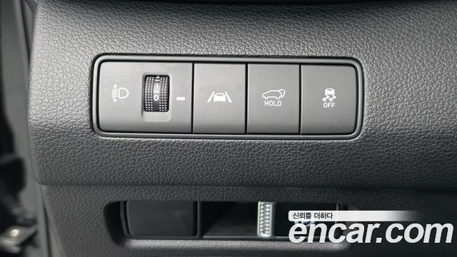 Hyundai Santafe 2023 — photo 18