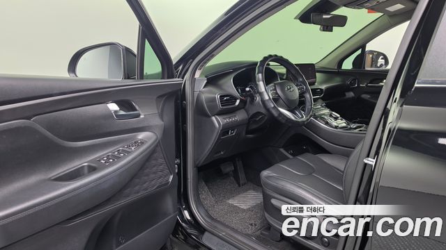 Hyundai Santafe 2023 — photo 16