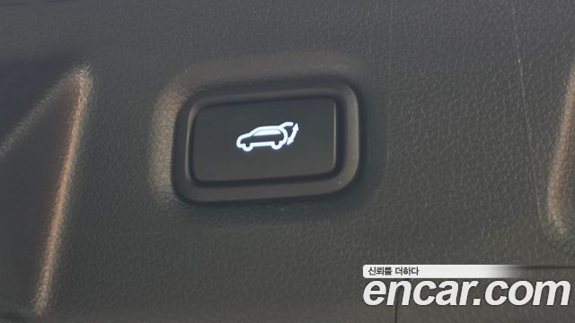 Hyundai Santafe 2023 — photo 33