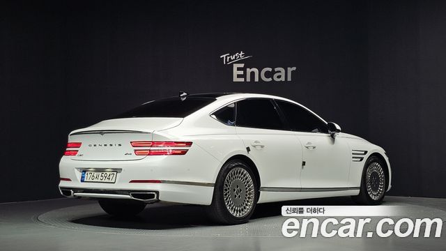 Genesis G80 2023 — photo 2
