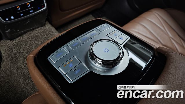 Genesis G80 2023 — photo 24