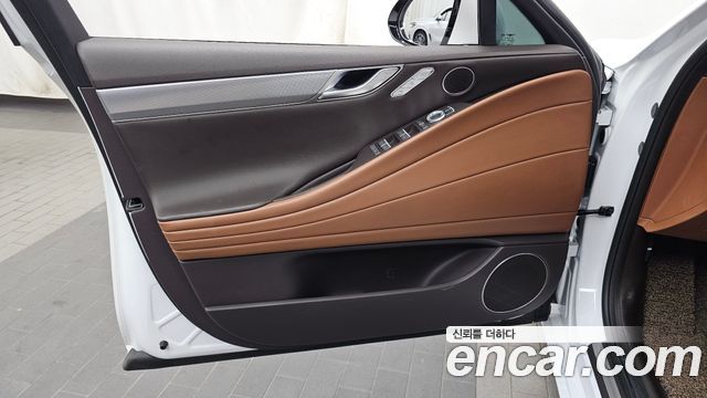 Genesis G80 2023 — photo 14