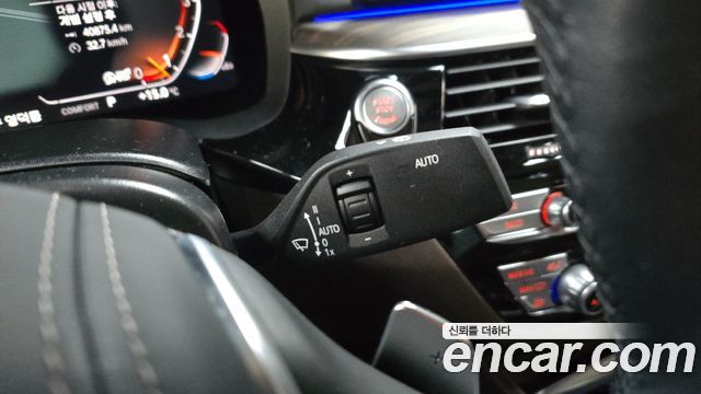 BMW 5-Series 2023 — photo 26