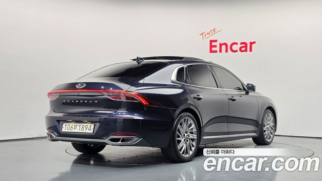 Hyundai Grandeur 2022 — photo 2