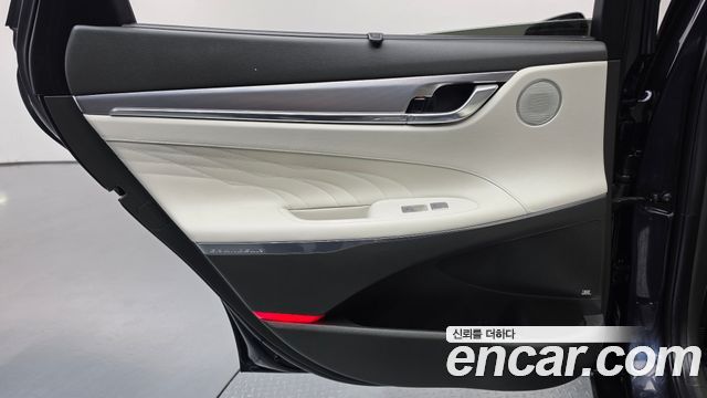 Hyundai Grandeur 2022 — photo 15