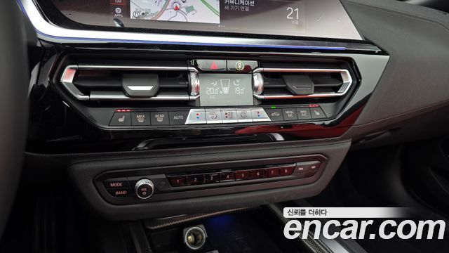 BMW Z4 2026 — photo 23
