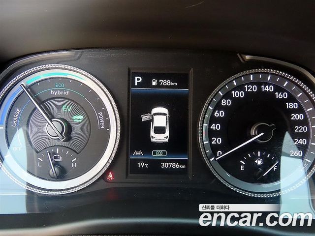 Hyundai Sonata 2023 — photo 8