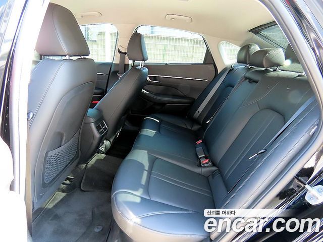 Hyundai Sonata 2023 — photo 10