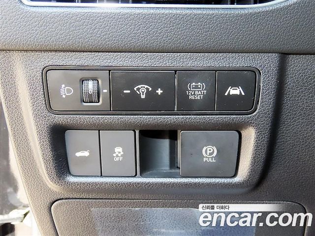 Hyundai Sonata 2023 — photo 12